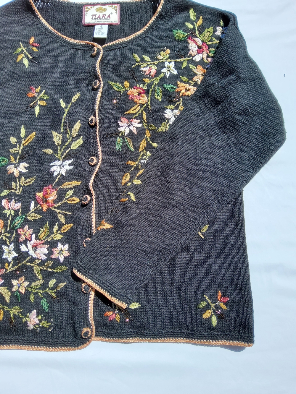 Vintage TIARA International Embroidered Beaded Floral Button Front Cardigan - Picture 5 of 6